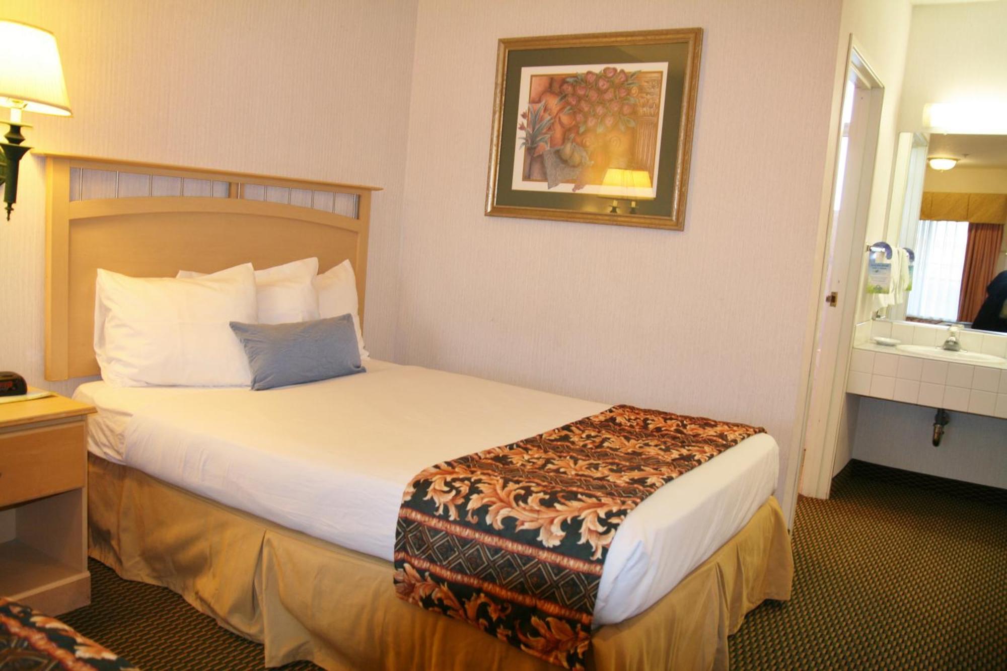 Days Inn By Wyndham Rocklin/Sacramento Экстерьер фото